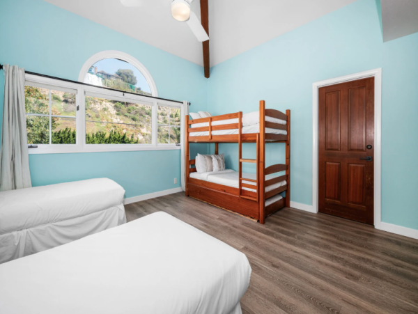 Oceanfront Retreat in Capo Beach - Luxurious 4-Bedroom Getaway